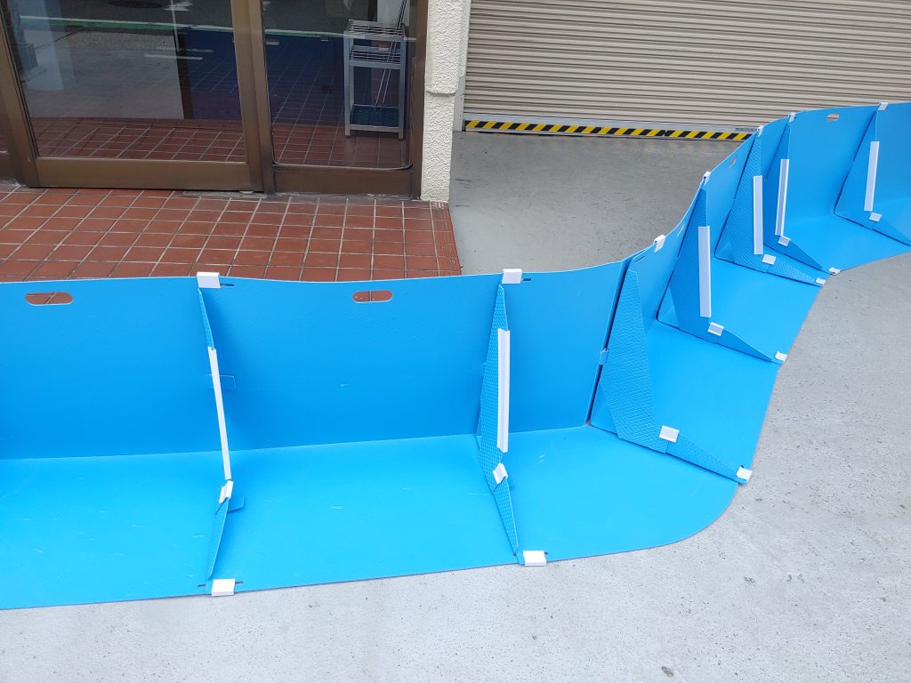 玄関・入り口前